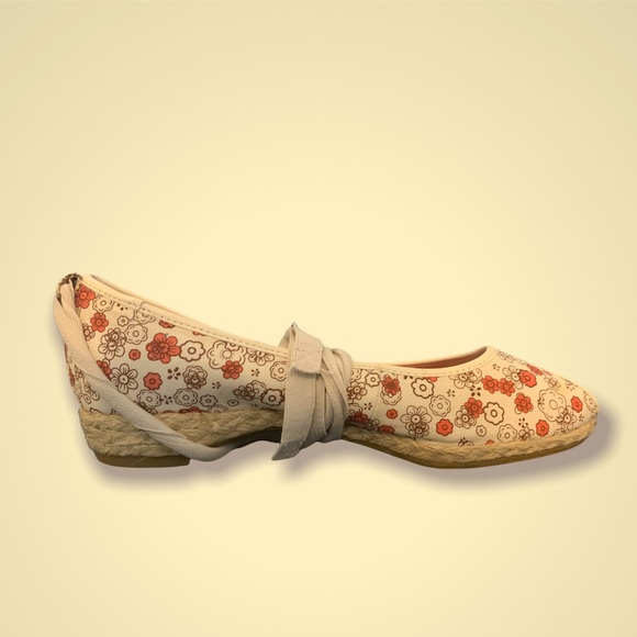 Floral Peep-toe Ballet Flat Size 7 - Picture 2 of 7